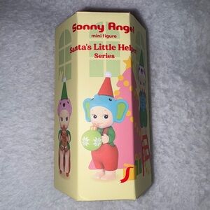 Santa's Little Helper Mini Figure - Sonny Angel Lop Bunny